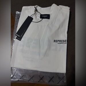 Represent t shirt